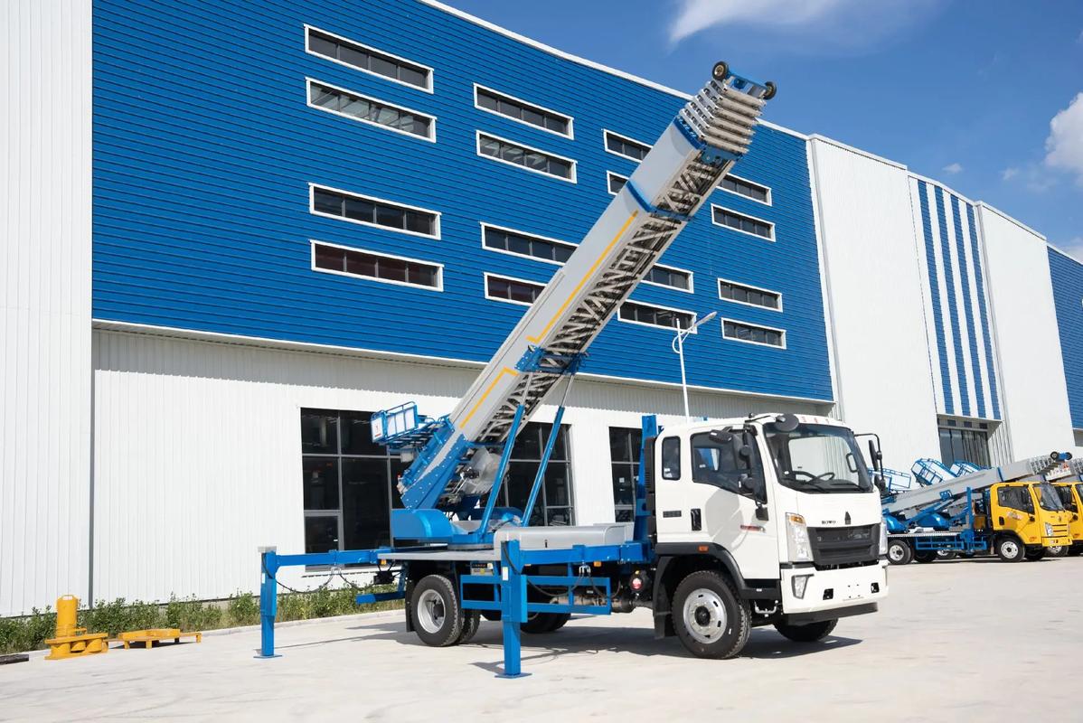 广宁小型云梯车上料车租赁多少钱